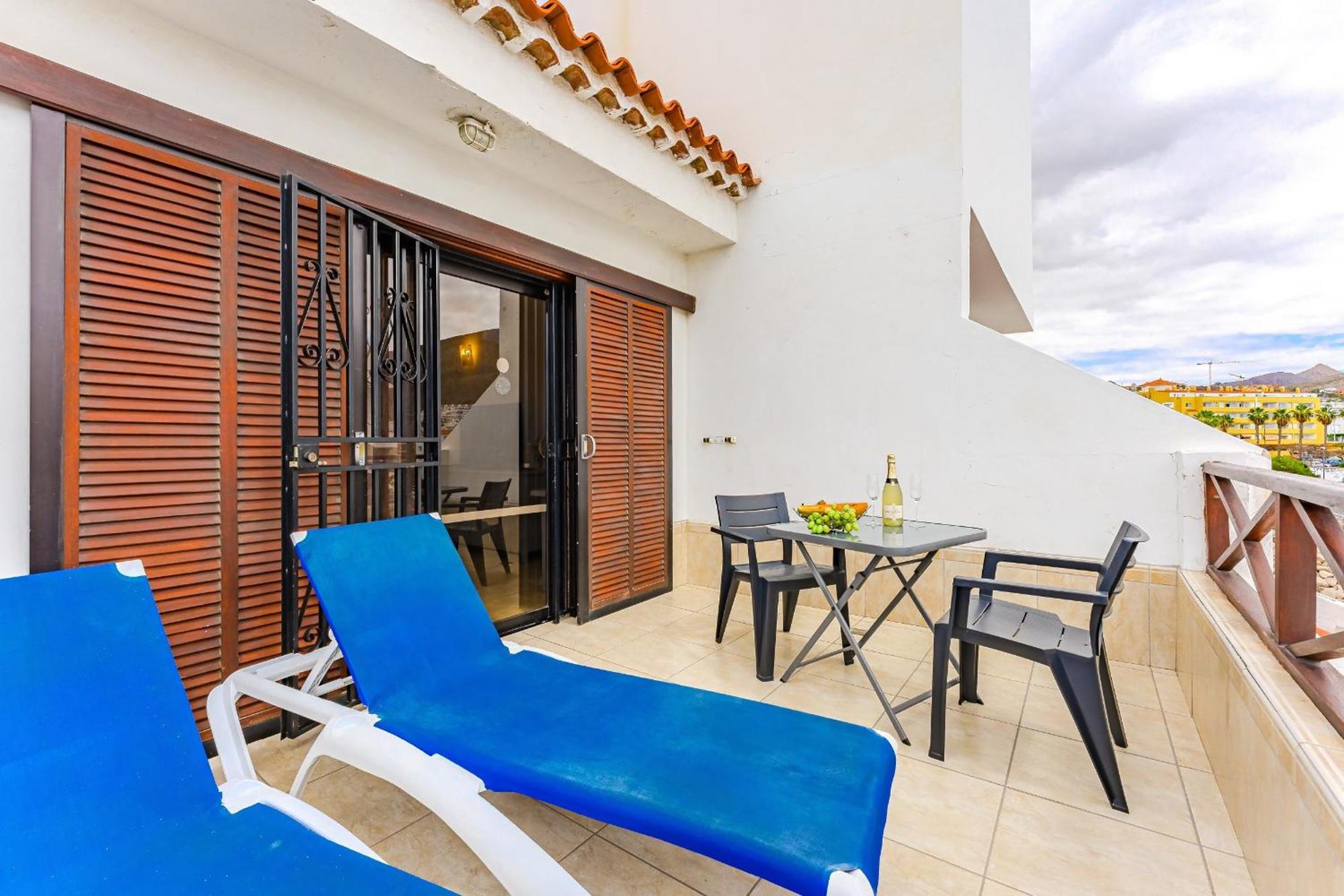 Blue Cristianos By Welcome Tenerife Los Cristianos  Esterno foto